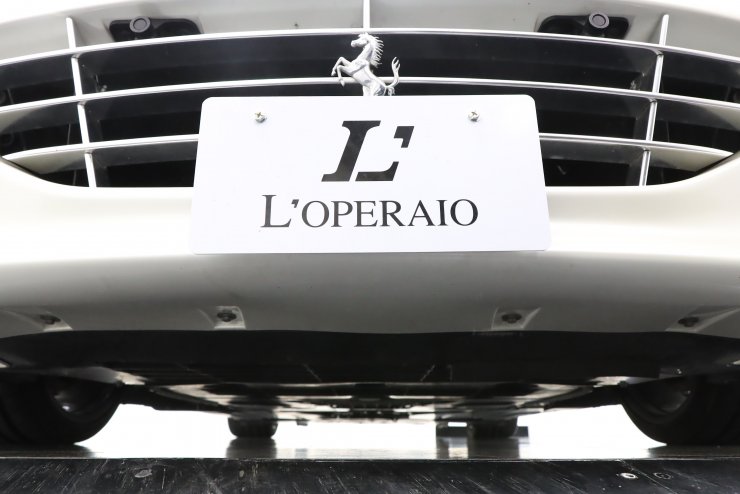 フェラーリ カリフォルニア T F1 DCT 希少カラー：ビアンコフジ 正規