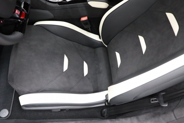 ランボルギーニ ウラカン Tecnica 正規ディーラー車 左ハンドル 20