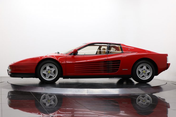 フェラーリ テスタロッサ 5MT 正規ディーラー車 後期モデル クラシケ