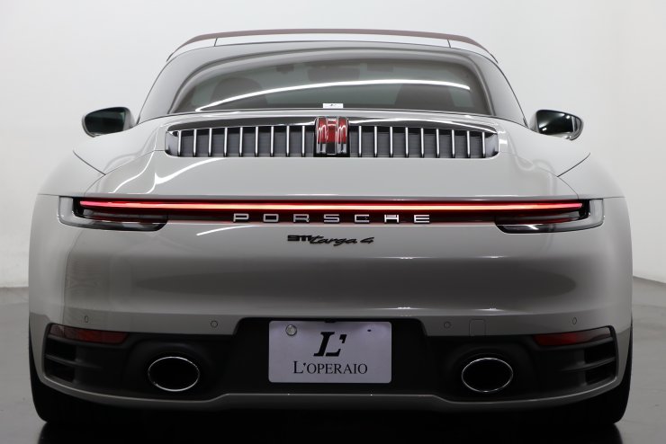 ポルシェ 911(Type992) Targa4 PDK スペシャルカラー：クレヨン 幌