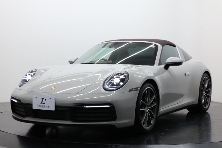 ポルシェ 911(Type992) Targa4 PDK スペシャルカラー：クレヨン 幌