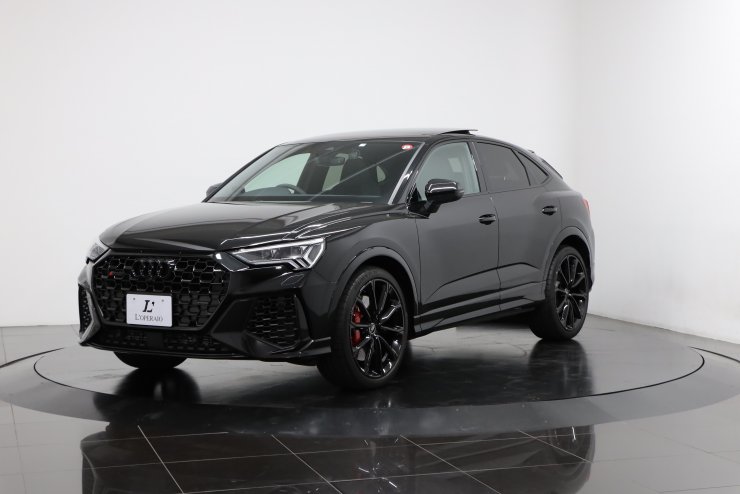 CPM アウデイRSQ3(8U) CPM アウデイRSQ3(8U)