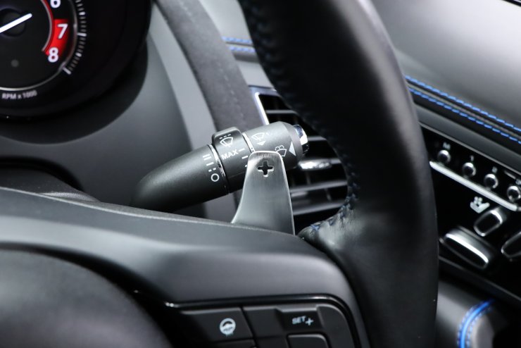 ジャガー Fタイプ SVR Coupe ブラックレザー カーボンブレーキ 20