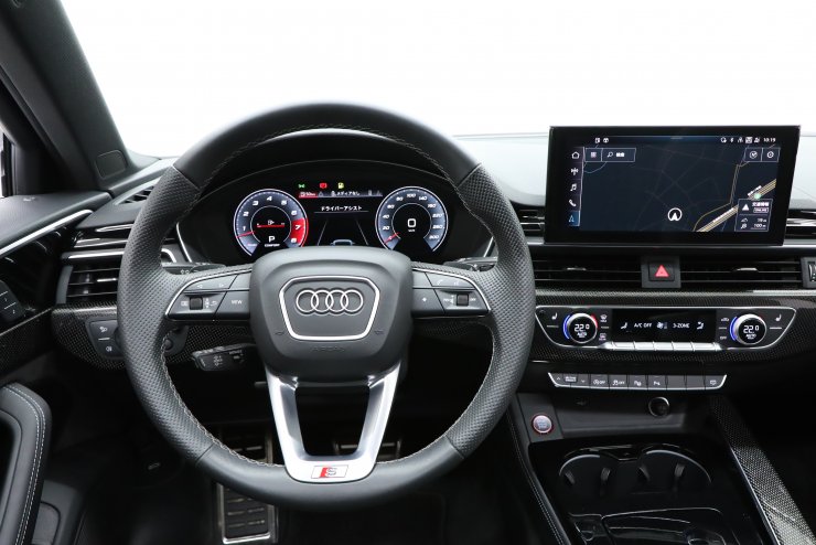 アウディ S4アバント 後期モデル 希少左ハンドル パノラマルーフ
