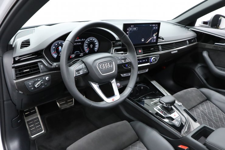 アウディ S4アバント 後期モデル 希少左ハンドル パノラマルーフ