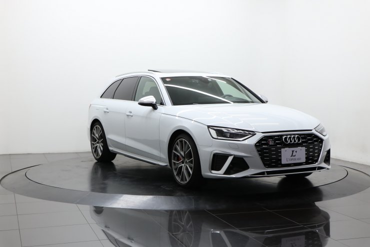 アウディ S4アバント 後期モデル 希少左ハンドル パノラマルーフ