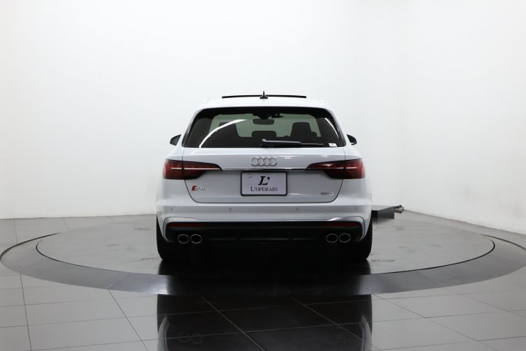 アウディ S4アバント 後期モデル 希少左ハンドル パノラマルーフ