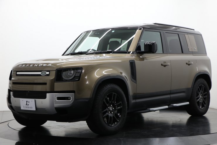 ランドローバー ディフェンダー 110S D300 1オーナー 外装色