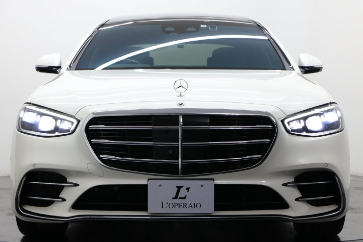 メルセデスベンツ Sクラス S500 4MATIC AMGライン 有償色 レザー
