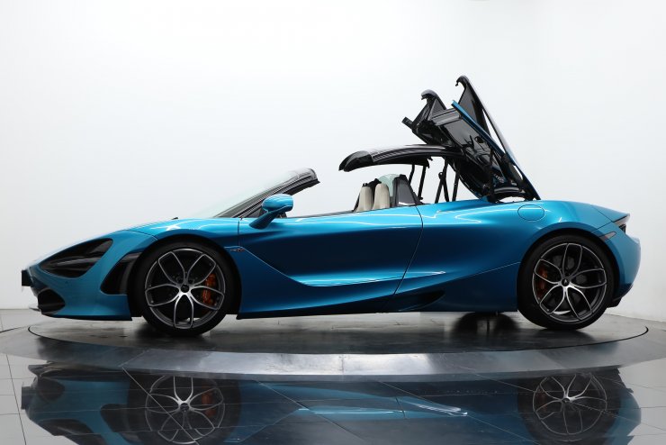 マクラーレン 720S Spider luxury スペシャルカラー エレクトロ