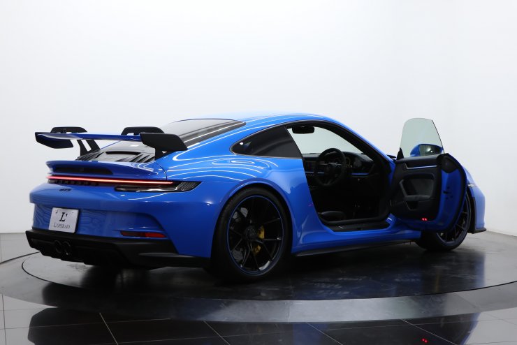 ポルシェ 911(Type992) GT3 6MT 1オーナー オプションカラー：シャーク