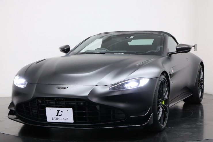 アストンマーチン モデルカー 黒 1/64 アストンマーチン DBS 007 Edition(左ハンドル)【MGT01008