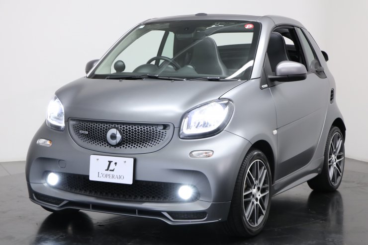 スマート フォーツーカブリオ BRABUS シグネチャースタイル