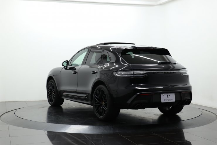 ポルシェ マカン GTS 有償色 レザーPKG ブラック×ボルドーレッドレザー