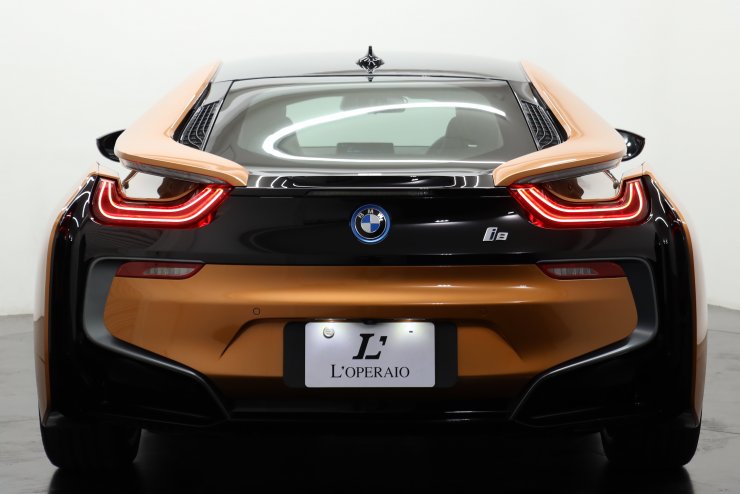 BMW i8 後期モデル 有償カラー インテリア・デザイン HALO LED