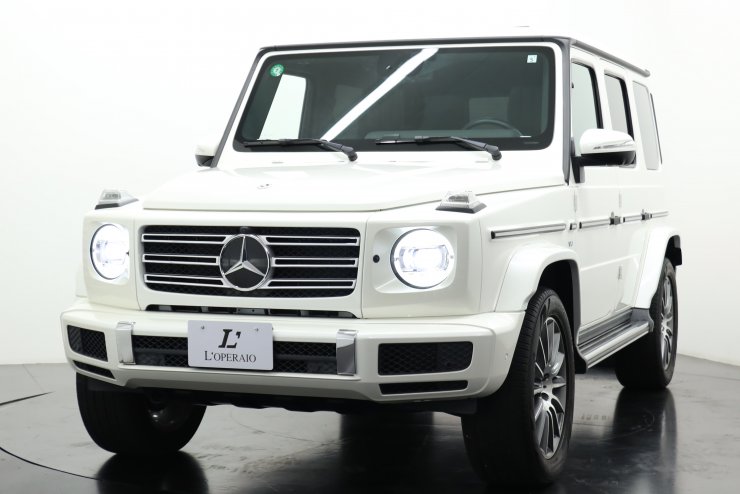 メルセデスベンツ Gクラスロング G550 AMGライン 有償色 白×黒革