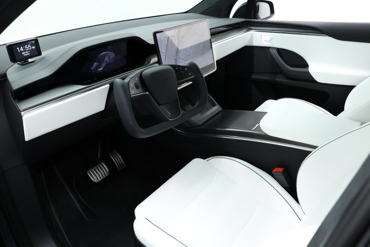 テスラ モデルX プラッド 左ハンドル 現行モデル 有償カラー ホワイト