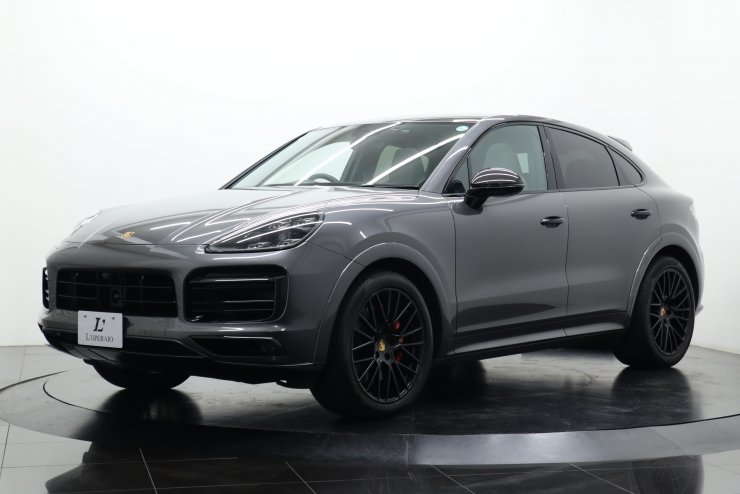 ポルシェ カイエン GTS クーペ 有償色 1オーナー クレヨン