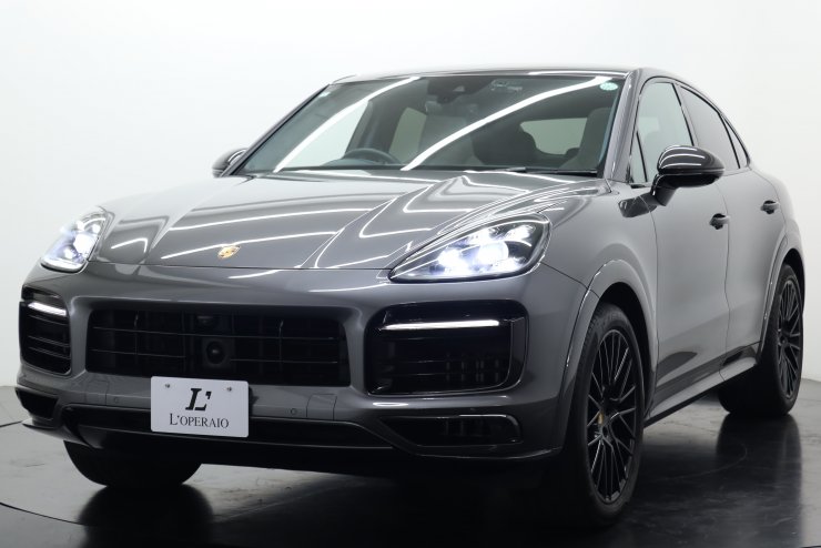 ポルシェ カイエン GTS クーペ 有償色 1オーナー クレヨン