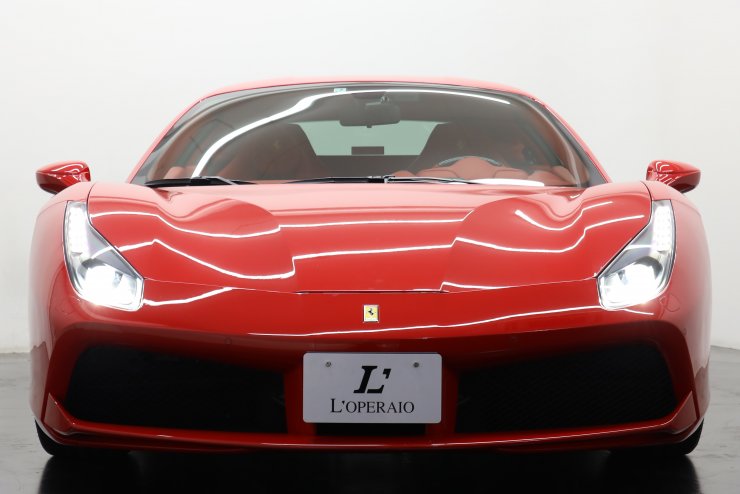 フェラーリ 488 GTB F1 DCT 正規ディーラー車 カーボンLEDステアリング