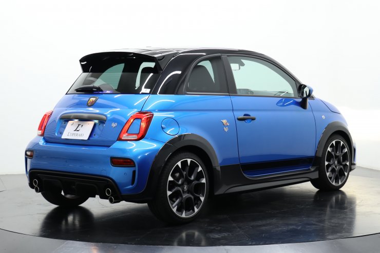 アバルト 695 トリビュート 131ラリー 5MT 左ハンドル 1オーナー 国内