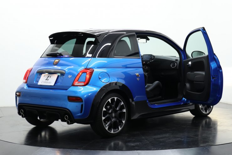 アバルト 695 トリビュート 131ラリー 5MT 左ハンドル 1オーナー 国内