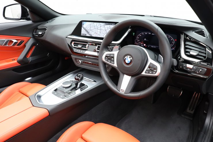 BMW Z4 M40i 1オーナー 後期モデル 有償カラー レッドレザー