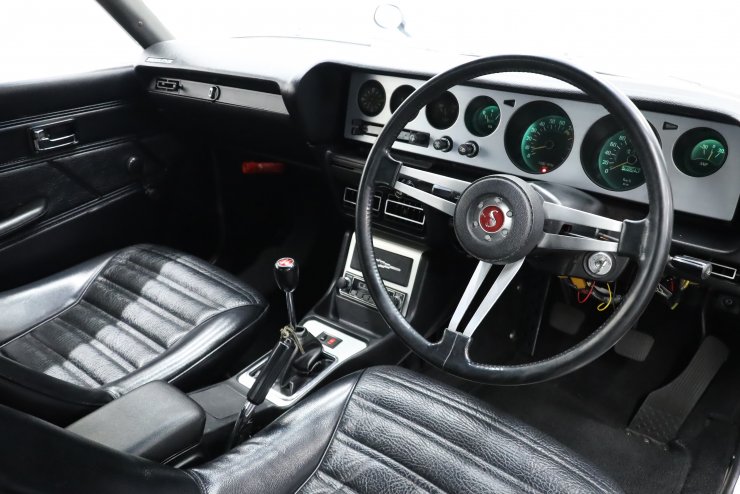 日産 スカイラインGT-R 5MT ケンメリ ハードトップ 2000GT-R S20