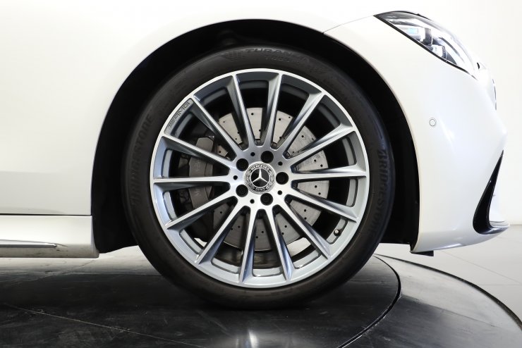 メルセデスベンツ Sクラス S400d 4MATIC AMGライン 左H 有償カラー