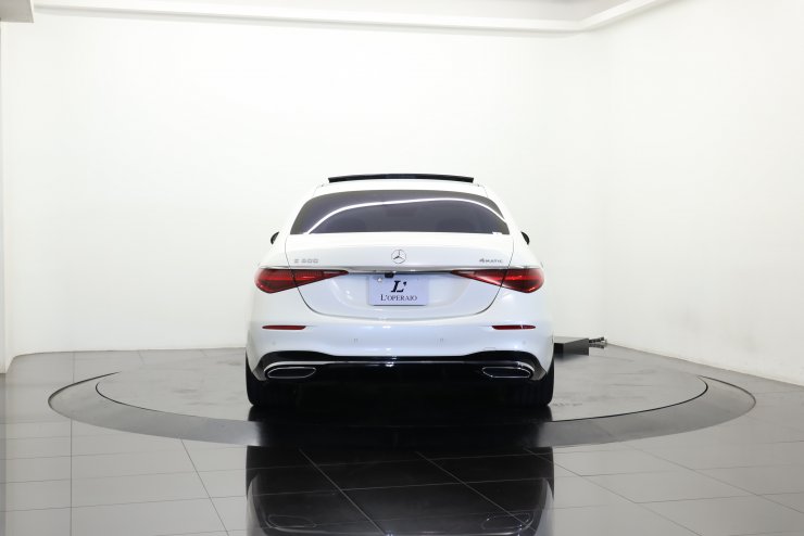 メルセデスベンツ Sクラス S400d 4MATIC AMGライン 左H 有償カラー