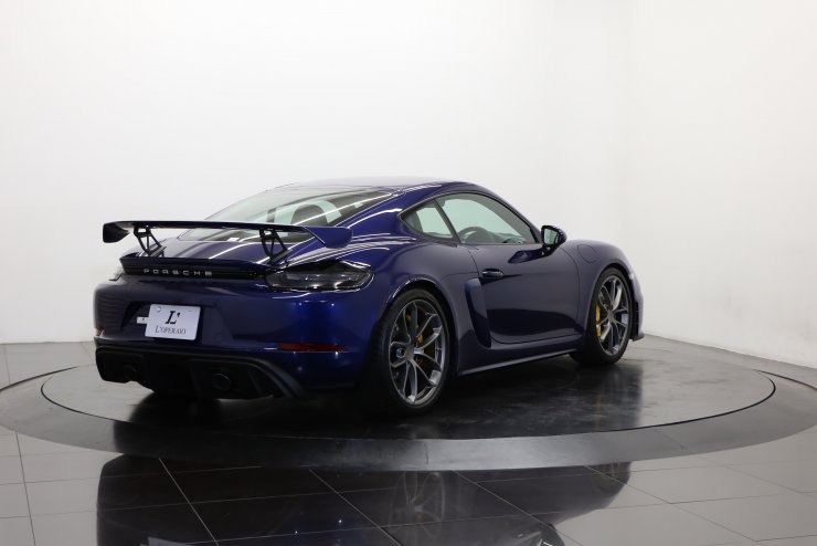 【非売品・美品】Porsche ポルシェ 718 Cayman GT4 ケイマン Porsche 718 Cayman GT4 新車・中古車を購入。 | Porsche Finder