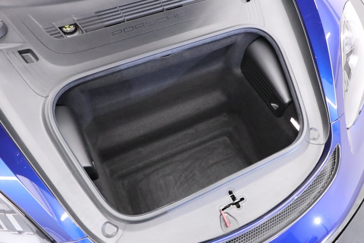 ポルシェ 718 ケイマン GT4 6MT ゲンチアンブルーメタリック