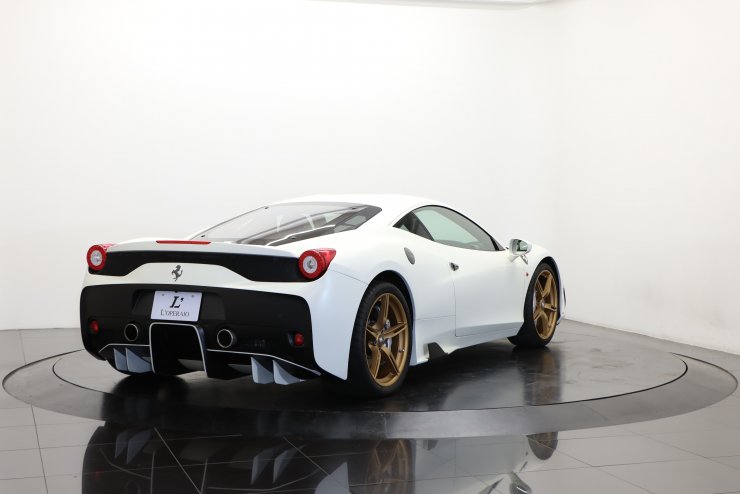 フェラーリ 458 スペチアーレ F1 DCT 正規ディーラー車 特注マット