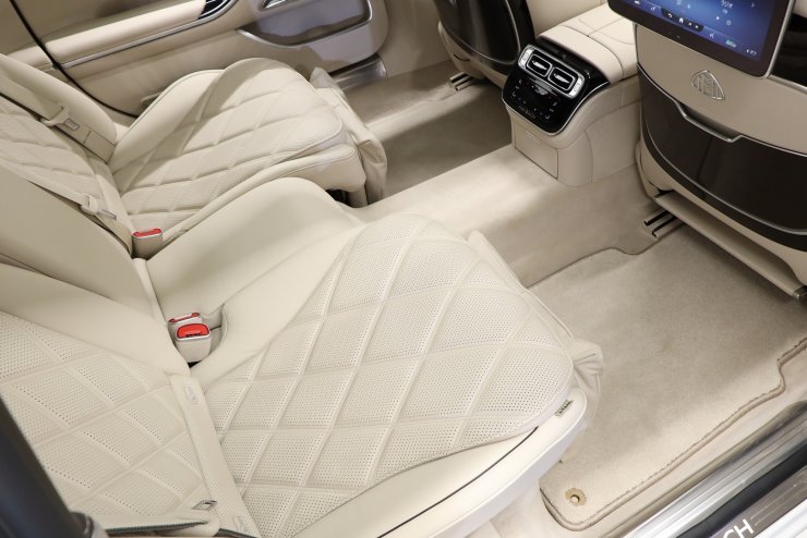 メルセデスベンツ マイバッハ S580 4マチック 左ハンドル ダイヤモンド