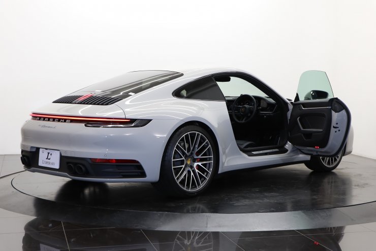 ポルシェ 911(Type992) カレラS PDK 1オーナー クレヨン ブラック