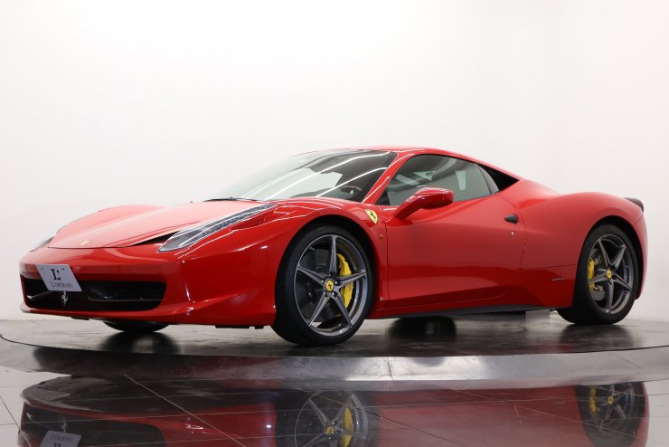 フェラーリ 458 イタリア F1 DCT 正規ディーラー車 カーボン