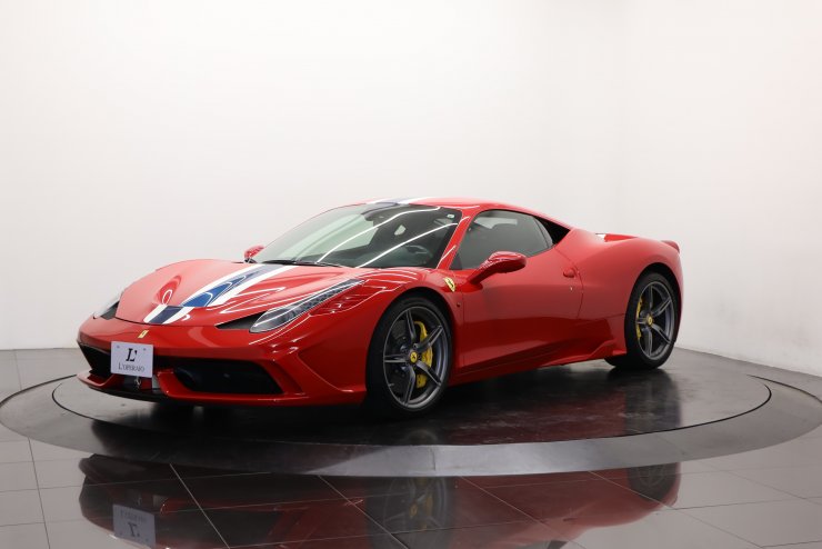 フェラーリ 458 スペチアーレ F1 DCT 正規ディーラー車