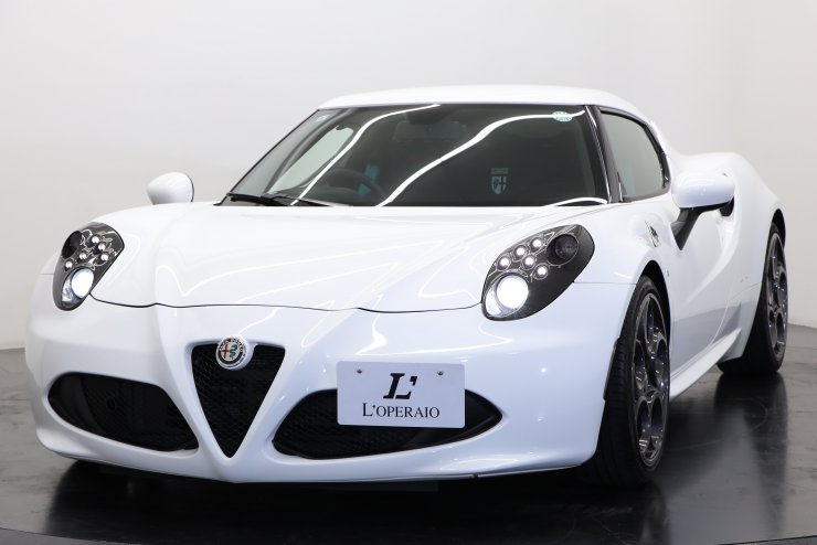 アルファロメオ 4C 1オーナー 最終モデル スポーツパッケージ 18/19