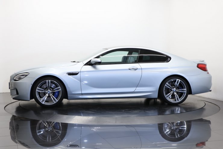 BMW M6 クーペ 4.4 後期モデル シルバーストーンレザー コンフォート 