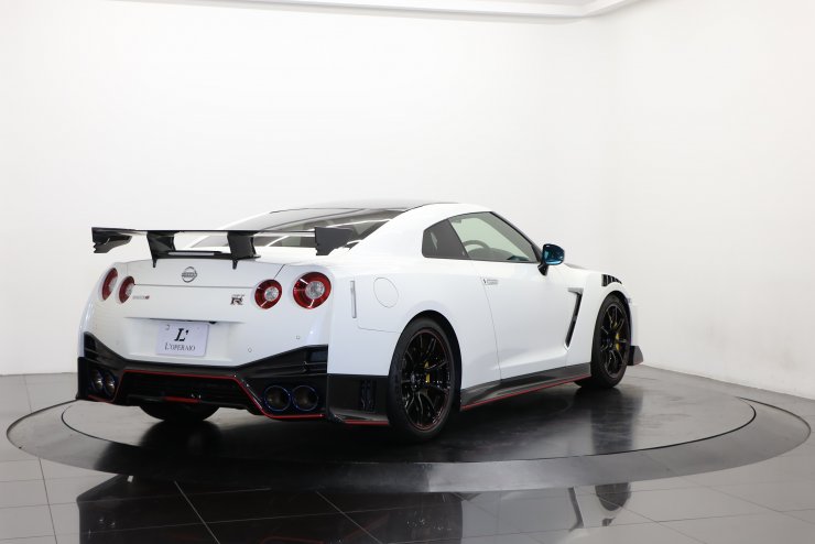 日産 GT-R ニスモ スペシャルエディション MY22 有償色 走行約