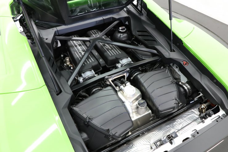 ランボルギーニ ウラカン テクニカ グリーンフルラッピング(車体