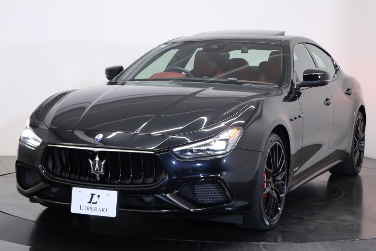 マセラティ ギブリ Gransports 有償色 21インチティターノダーク