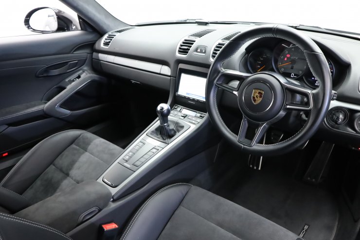 ポルシェ ケイマン (Type981) GT4 6MT 有償色:ジェットブラック