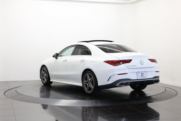 メルセデスベンツ CLAクラス CLA200d【ワンプライス車両】AMGライン