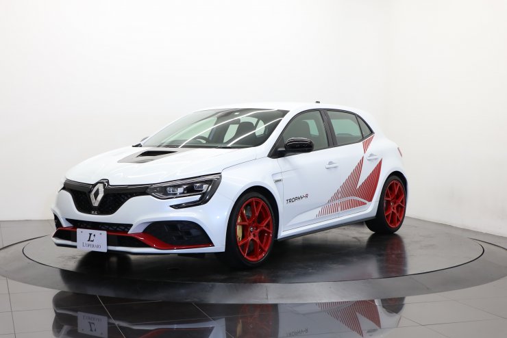 ルノー メガーヌ RS トロフィーR カーボンセラミックパック 1オーナー