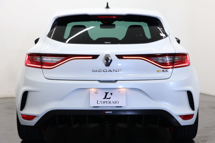 ルノー メガーヌ RS トロフィーR カーボンセラミックパック 1オーナー