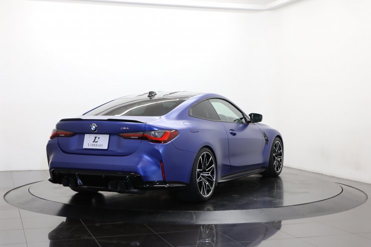 BMW M4 クーペ 6MT 有償マットカラー グレー×ブラックレザー