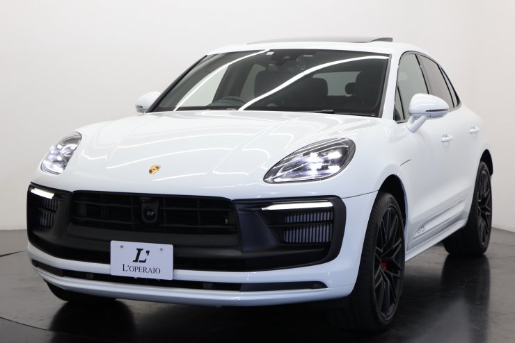 ポルシェ マカン GTS PDK 1オーナー ブラックレザー パノラマルーフ