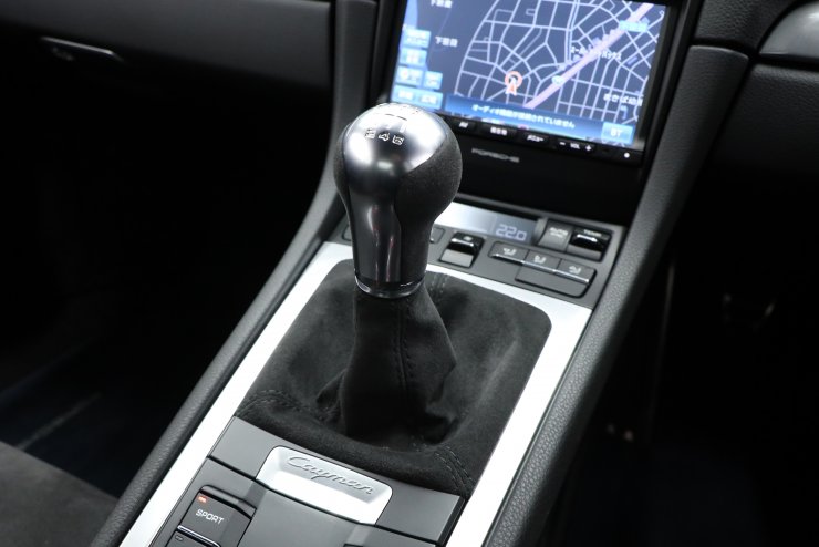 ポルシェ ケイマン (Type981) 6MT 最終型 有償カラー スポーツデザイン