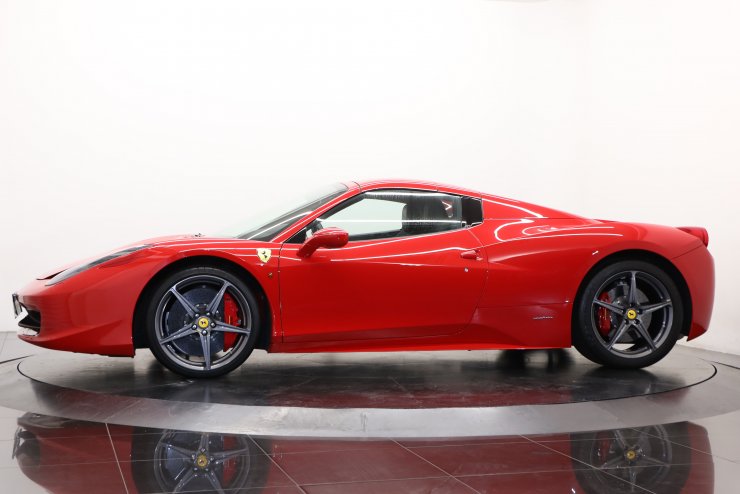 激レア❗ ハンドル型リモコン 憧れの真っ赤なフェラーリ 458 ITALIA